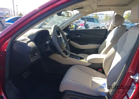 2025 Honda Accord Se z USA, uszkodzony, nr VIN 1HGCY1F42SA034123